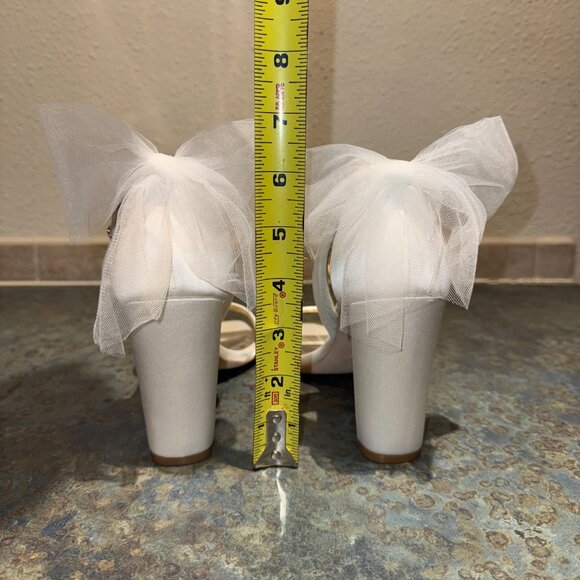 NWOB Badgley Mischka Satin Kim Mesh Bow Block Heel Sandals - 8 - Picture 6 of 10